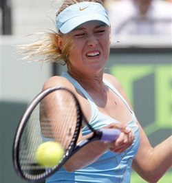 Шарапова: "Азаренко очень сильная и неудобная соперница" Российская теннисистка оценила игру своей будущей соперницы по финалу в Майами.