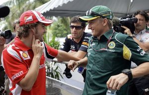 Трулли: "Были проблемы со сцеплением" Пилоты команды Лотус остались без очков по итогам Гран-при Малайзии.