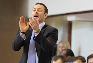 Ярутис: "Защита — ключ к победе" Главный тренер Азовмаша был очень удовлетворен тем, как его ребята победили в Днепродзержинске. 