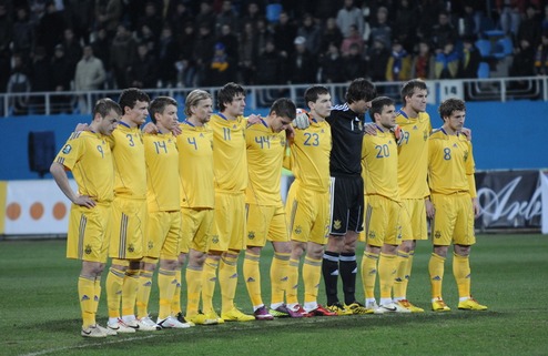 Рейтинг ФИФА: Украина теряет две позиции Сегодня Международная Федерация Футбола опубликовала новый рейтинг-лист национальных сборных. 
