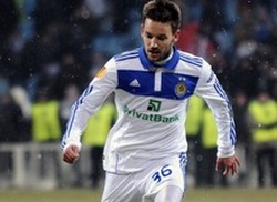 Нинкович вернулся из Сербии После двухнедельного курса лечения на родине сербский хавбек вернулся в расположение киевского Динамо.