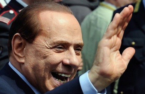Милан не перестанет покупать игроков Берлускони готов тратить большие деньги, ради успеха любимой команды.