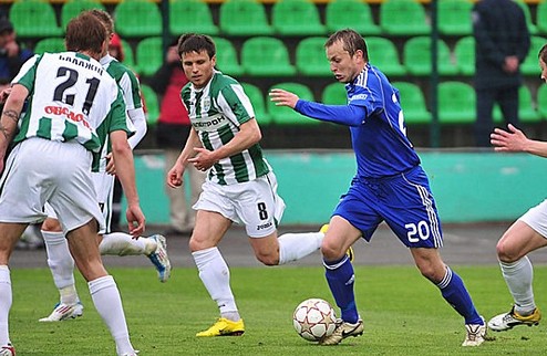 Динамо минимально побеждает во Львове Киевский клуб обеспечил себе второе место в чемпионате. 