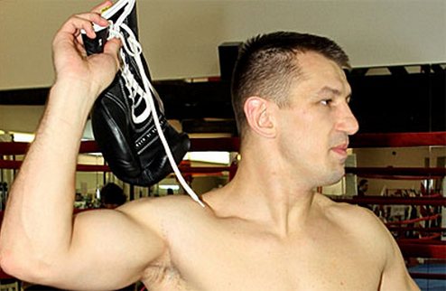 Адамек откажется от сотрудничества со своим промоутером Польский боксер не собирается продлевать контракт с Кэти Дувой.
