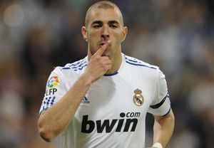 Бензема комфортно в Мадриде Агент француза опроверг слухи о том, что его клиент летом намерен покинуть Реал.