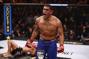 Антонио Силва: "Научу Барнетта хорошим манерам"  Бразилец признался, что ненавидит бывшего чемпиона UFC Джоша Барнетта.