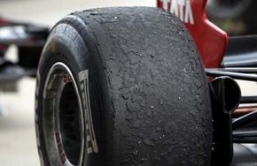 Pirelli: В Турции было слишком много пит-стопов Производитель шин постарается уменьшить их количество.