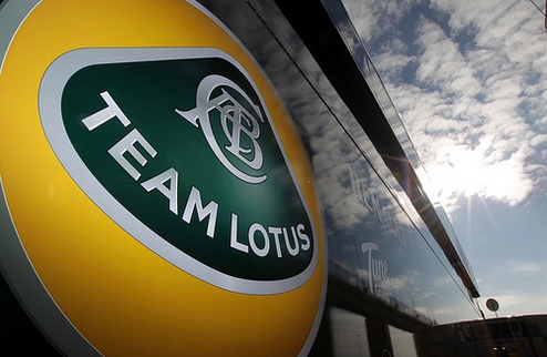 Team Lotus сохранит свое имя Сегодня высший суд Лондона вынес свое решение по поводу использования знаменитого бренда.