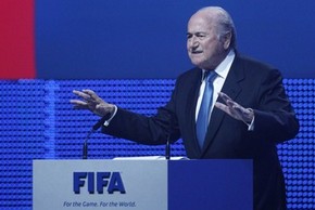 Блаттер: в ФИФА до 2013? Конгресс международной футбольной федерации попросит Зепе Блаттера покинуть занимаемый пост в 2013 году.