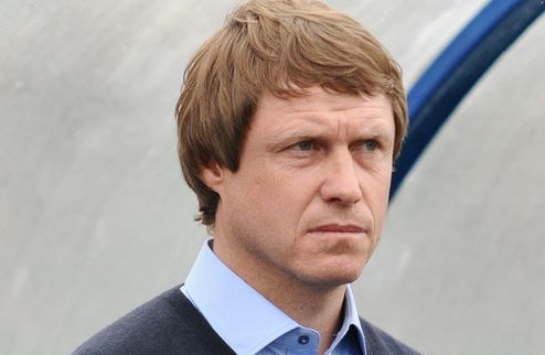 Кононов продлил контракт с Карпатами Белорусский специалист продолжит трудиться во Львове еще минимум три года.