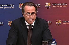 Барселона потратит 45 млн евро на трансферы Об этом заявил вице-президент клуба по финансовым вопросам Хавьер Фаус.