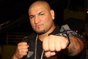 Арреола вернется на ринг девятого июля Американский боксер запланировал уже четвертый бой в этом году.
