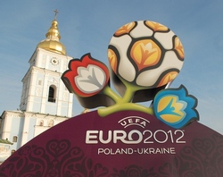 Призовой фонд Евро-2012 — 196 млн евро Сегодня состоялось заседание Исполкома УЕФА, на котором были приняты решения по призовым для участников ЕВРО-2012...