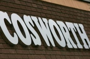 Cosworth призывает ФИА не спешить с принятием новых правил Поставщик двигателей для Формулы-1 боится потерять много денег после перехода на четырехцилин...