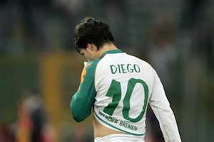 Диего оштрафован на 500 тыс. евро Бразильский плеймейкер получил серьезный штраф за демарш, устроенный в конце сезона.