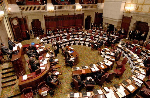Абсурд по-американски В среду Ассамблея штата Нью-Йорк проголосовала за принятие весьма необычного законодательного акта. 