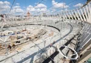 Перед Украиной и Польшей — одинаковые задачи  Хозяева Евро-2012 должны улучшить инфраструктуру до старта чемпионата. 