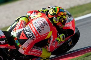 MotoGP. Росси поддерживает решение команды Руководство Дукати решило перейти на новый байк начиная с этапа в Ассене.