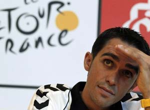 Велоспорт. Контадор уверен, что сохранит прошлогоднюю победу на Тур де Франс Трехкратный победитель Тур де Франс защищает себя от всех обвинений, связан...