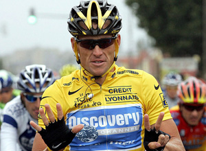 Лэнс Армстронг посетит Тур де Франс Семикратный победитель этой престижнейшей многодневки приедет во Францию 23 июля.