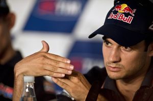 MotoGP. Педроса: "Дождь пошел мне на пользу" Восьмой результат на квалификации в Мюджелло не смущает наездника Хонды.