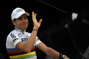 Кэдел Эванс: "Первое место всегда лучше" Австралиец Кэдел Эванс финишировал на первом этапе Тур де Франс вторым, но что еще важнее, привез Альберто Конт...
