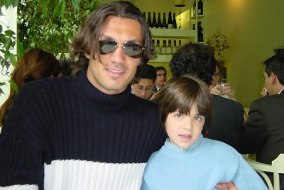 Мальдини готов к возвращению в Милан Сейчас Паоло, по его же словам, привыкает к роли "отца для своих детей".