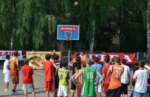 УСЛ-2011. BC Azovmash Streetball Cup 2011 10 июля в Мариуполе на площади возле Драмтеатра состоится турнир по уличному баскетболу в рамках Украинской Ст...