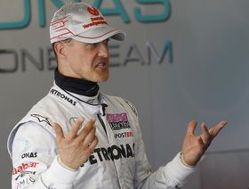 Шумахер: "Шины были уже на износе" Легендарный пилот Формулы-1 не собирается паниковать из-за 13-го места по итогам квалификации на Гран-при Великобрита...