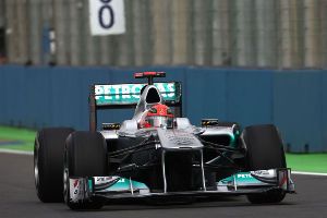 Шумахер: "Мне нечему радоваться" Легендарный пилот уверен, что мог оказаться в четверке по итогам Гран При Великобритании.
