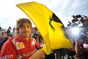 Алонсо: "Победа в Сильверстоуне ничего не меняет" Испанский пилот команды Феррари не спешит трубить о борьбе за чемпионство. 