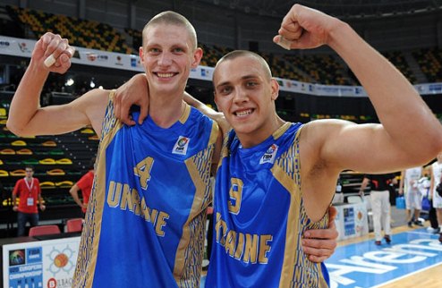 ЧЕ U-20. Украина обыгрывает Литву Команда Владимира Брюховецкого одержала первую победу на молодежном Евробаскете в Испании. 

