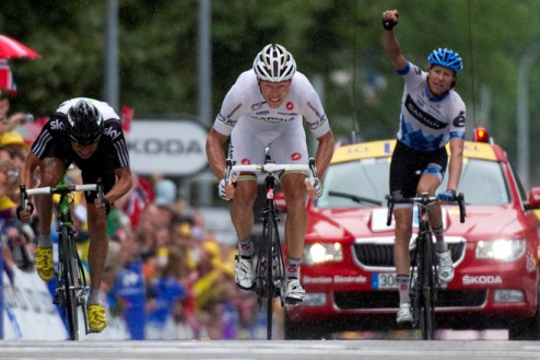 Тор Хушовд берет этап Тур де Франс Норвежец продолжает демонстрировать свой высокий уровень на велогонке.