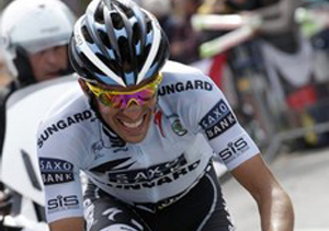 Контадор: "Сложно выиграть Джиро и Тур в один год" Альберто Контадор прокомментировал итоги девятнадцатого этапа Тур де Франс и всей многодневки на данн...
