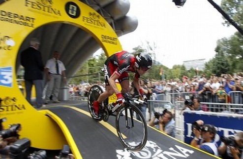 Кэдел Эванс — победитель Тур де Франс 2011 года!  Австралиец Кэдел Эванс вырвал из рук Анди Шлека победу в общем зачете Тур де Франс. Финальную разделку...