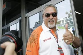 Форс Индия определится с составом гонщиков на следующий год в декабре Владелец команды Формулы-1 Виджай Маллья не намерен спешить в этом вопросе.