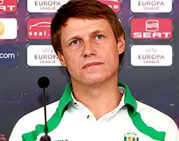 Кононов: "Ставим серьезные задачи в еврокубках" Пресс-конференция главного тренера Карпат накануне матча с ирландцами. 