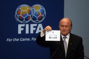 ЧМ-2014 в Бразилии стартует 12 июня ФИФА определилась с датами проведения следующего чемпионата мира по футболу.