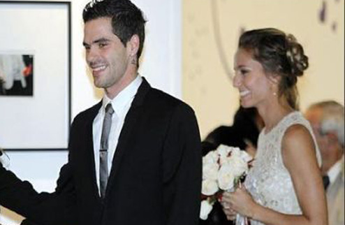 Дулко вышла замуж за игрока Реала. ФОТО Аргентинская теннисистка Гизела Дулко, занимающая первое место в парном рейтинге WTA, узаконила свои отношения с...