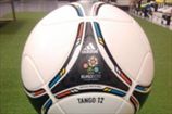 Евро-2012: ловите официальный мяч турнира