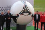 Представлен официальный мяч Евро-2012