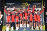 Тиррено-Адриатико-2016. Команда BMC Racing Team празднует победу на первом этапе