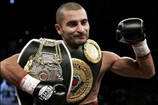 Дарчинян отстоял титулы WBC и WBA