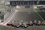 Гонщики начинают съезжаться в Бахрейн