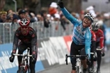 Гердеманн праздновал победу на первом этапе Тиррено-Адриатико