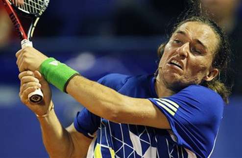 Долгополов  проиграл на старте парного разряда в Канаде Украинский теннисист не смог преодолеть стартовый барьер парного разряда на Мастерсе в Монреале.