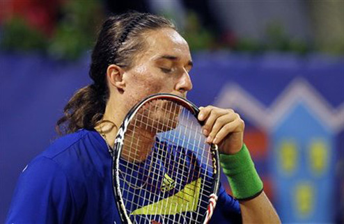 Долгополов не смог выйти в полуфинал в Уинстон-Сайлеме Лучший теннисист Украины зачехлил ракетку на турнире в США.
