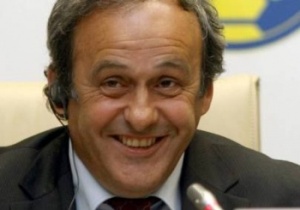Платини: "Украина и Польша — правильный выбор" Президент УЕФА продолжает высказывать уверенность в успешном проведении Евро-2012.