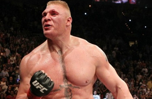 Уайт: "Леснар здоров на сто процентов" Несмотря на нескончаемые слухи о том, что Брок Леснар может завершить карьеру бойца, президент UFC распространил ...