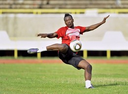 Гьян отправляется в ОАЭ Нападающий сборной Ганы проведет сезон в Азии.